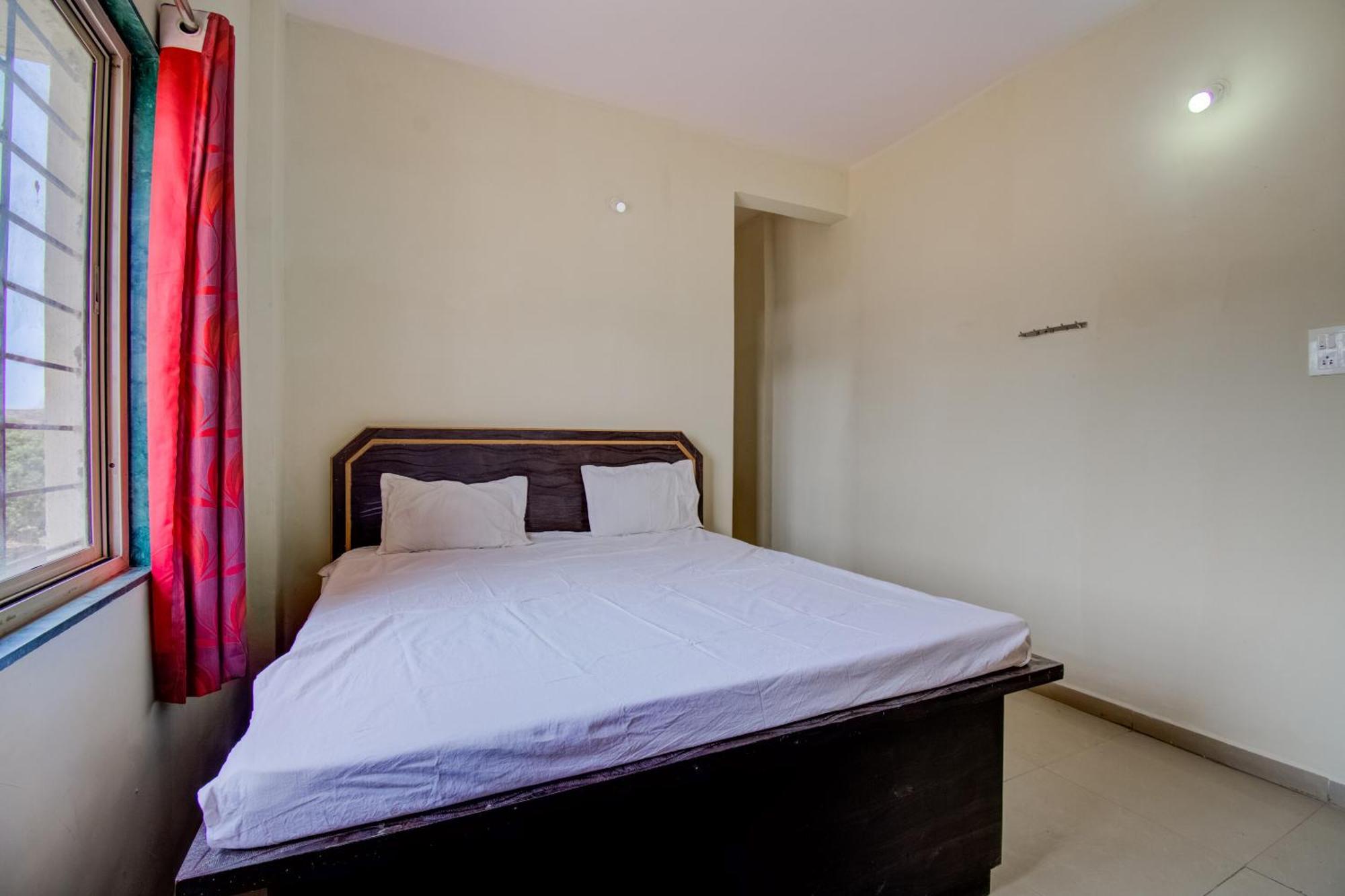 Spot On R D Homestay 1 Dispur Eksteriør billede